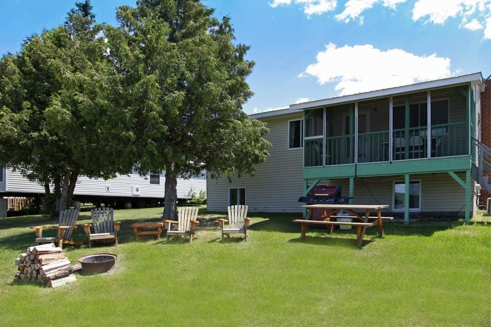 Sunny Hill Resort Barrys Bay Esterno foto